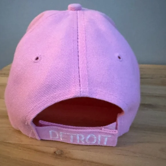 Pink Detroit Tigers Baseball Women's Cap - Picture 6 of 9